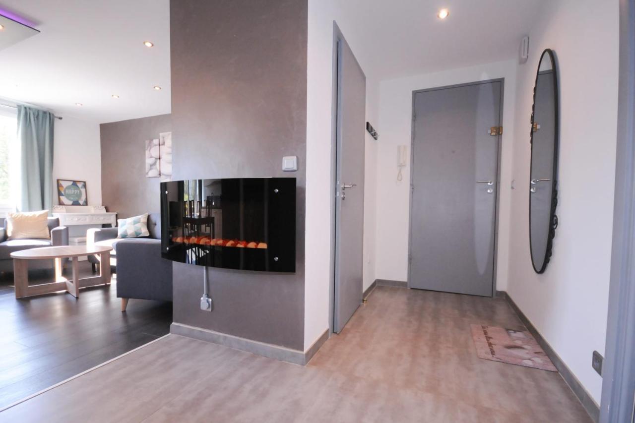 Le Grand Large - Apartment Parking & Balcony By The Lake Modern Bright Annecy Exterior photo