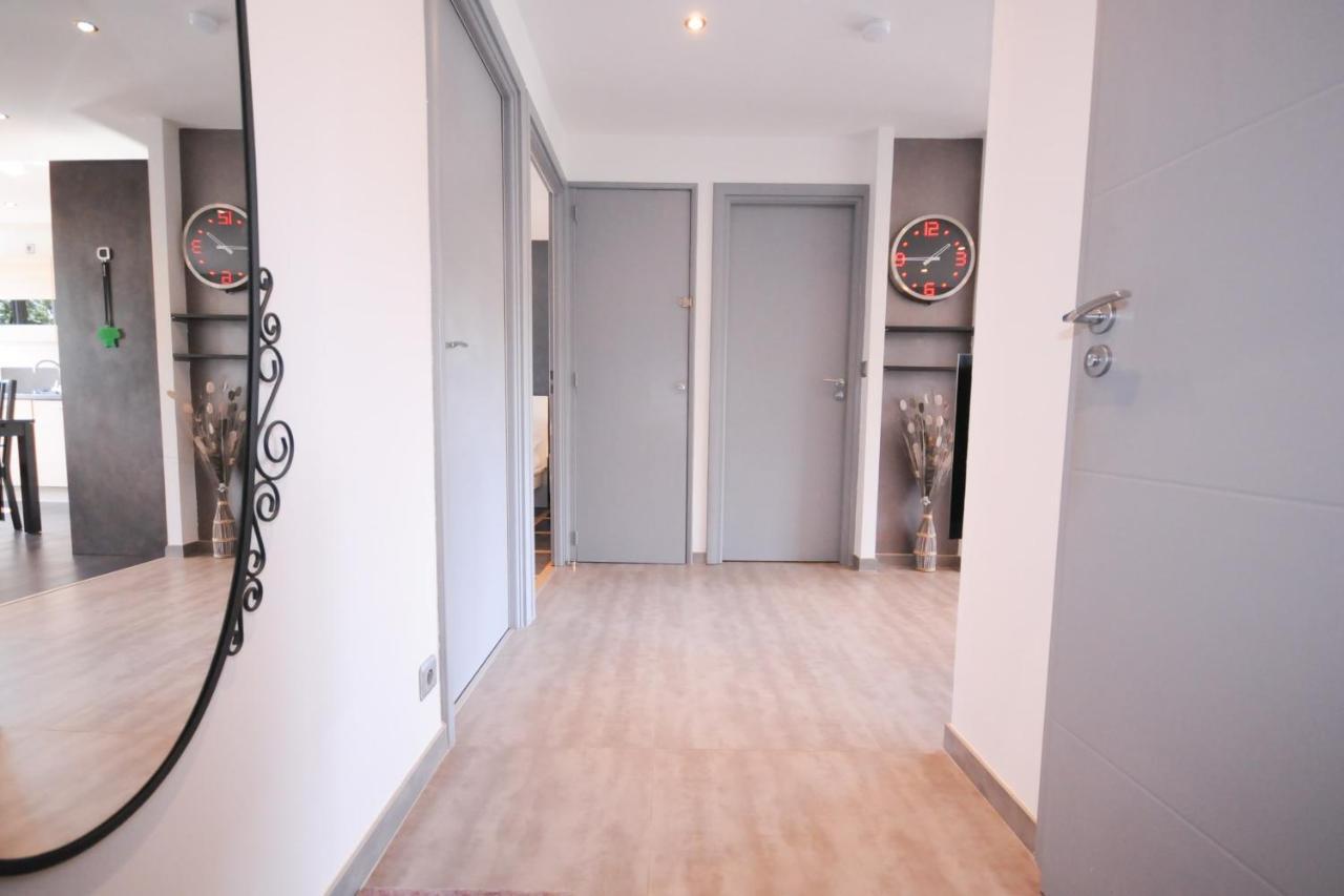Le Grand Large - Apartment Parking & Balcony By The Lake Modern Bright Annecy Exterior photo