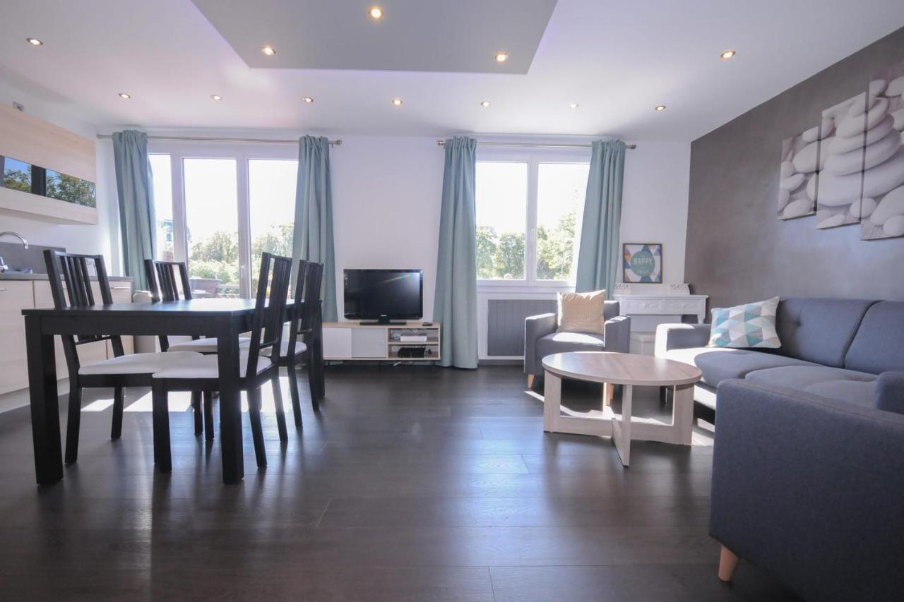 Le Grand Large - Apartment Parking & Balcony By The Lake Modern Bright Annecy Exterior photo